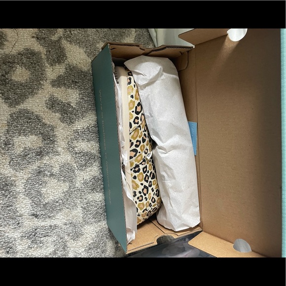 Toms Size 8 - Picture 7 of 8